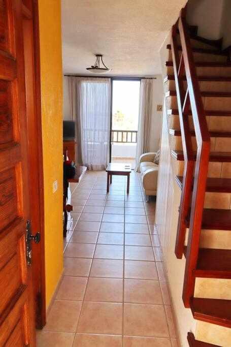 Parque Santiago II 379 Tenerife Rental & Sales 美洲海滩 外观 照片