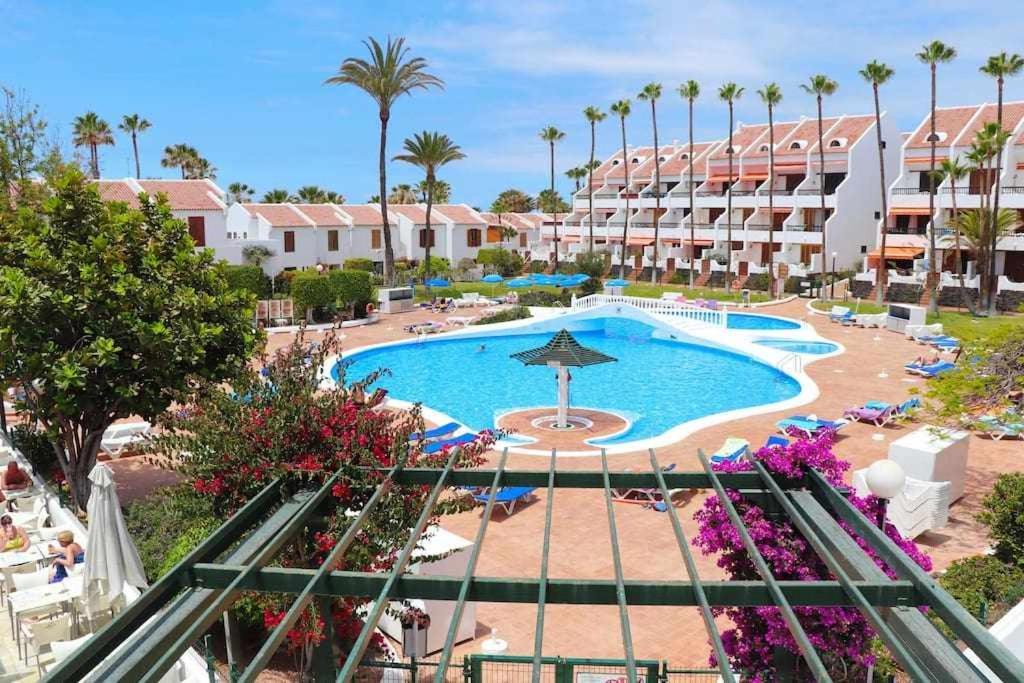 Parque Santiago II 379 Tenerife Rental & Sales 美洲海滩 外观 照片
